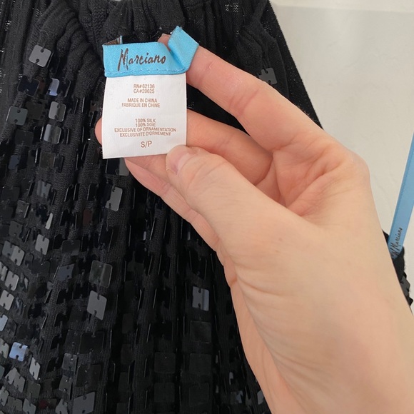 Slinky sequin dress - Picture 3 of 4